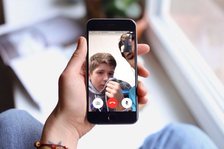 Cara FaceTime di iPhone Kamu