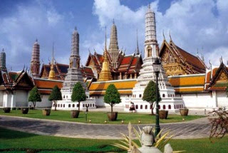 Grand-Palace-In-Bangkok-Thailand-Wallpapers