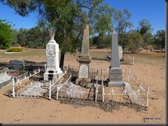 180510 049 Muttaburra Cemetery