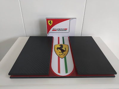 Exhibidor Ferrari 2