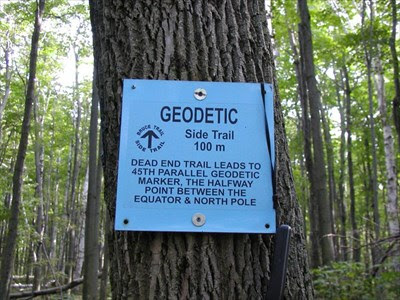 Bruce Trail Conservancy Geodetic Side Trail.