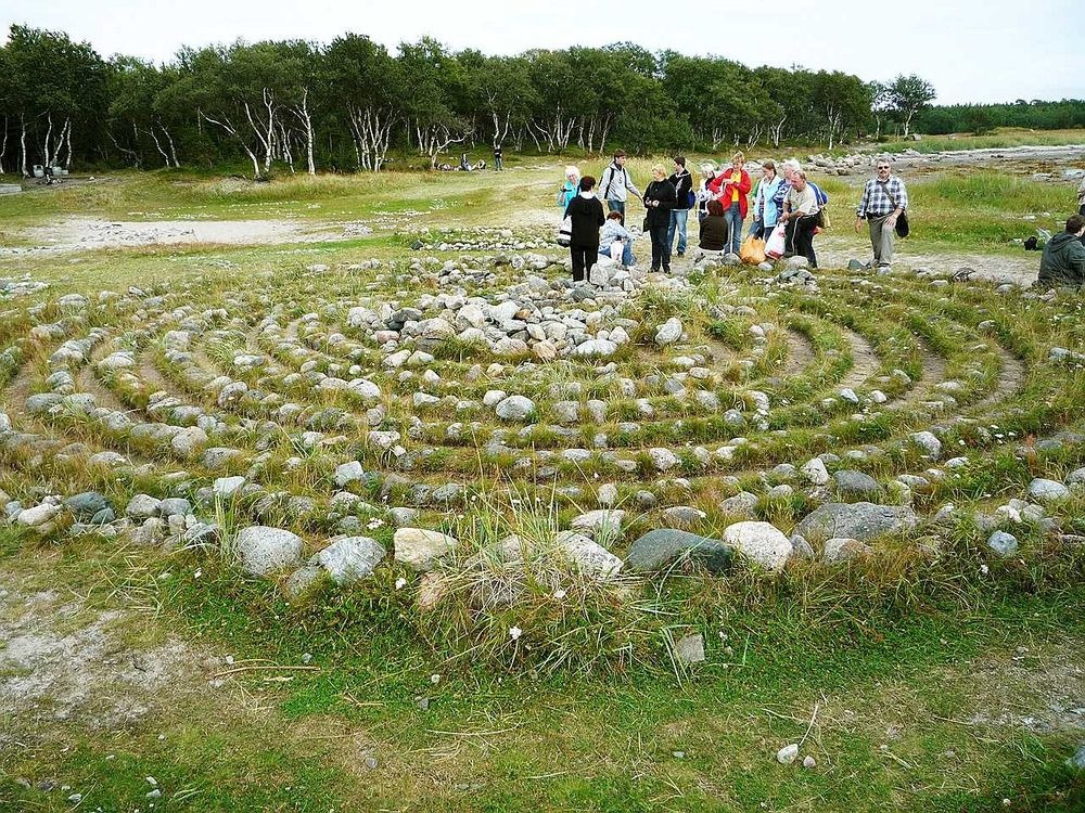 bolshoi-zayatsky-labyrinths-9