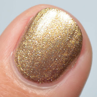 gold metallic nail polish