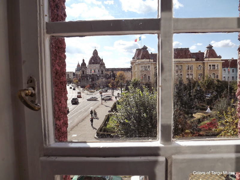 Outside the window. Tg. Mures