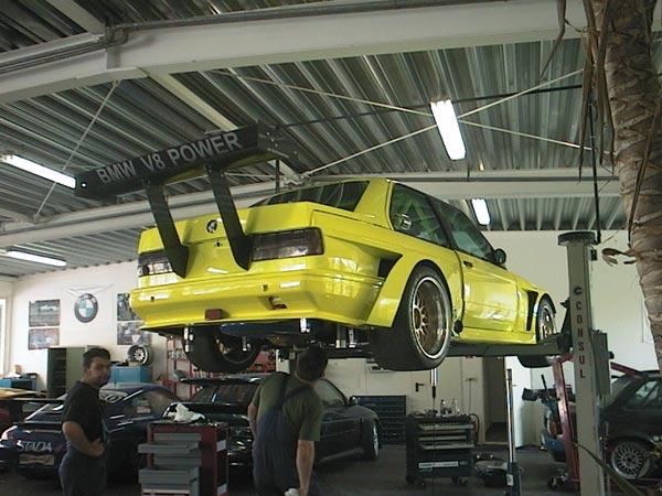 to the BMW E28 524d 524td first time in the history of BMW E30 Tuning
