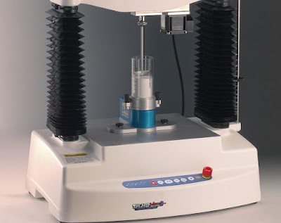 Powder Flow Analyser on the TA.HDplusC Texture Analyser