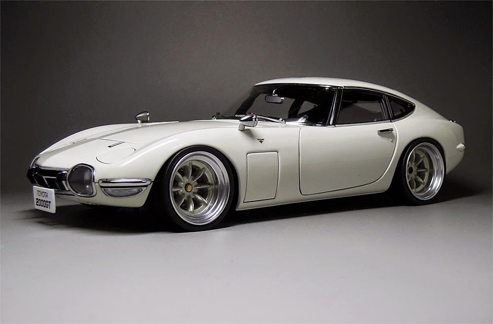 Toyota 2000gt; toyota sport car; toyota supercar; asian classic supercar; supercar classic; classic car asia; classic car toyota; classic supercar toyota; classic sport car toyota; classic top car
