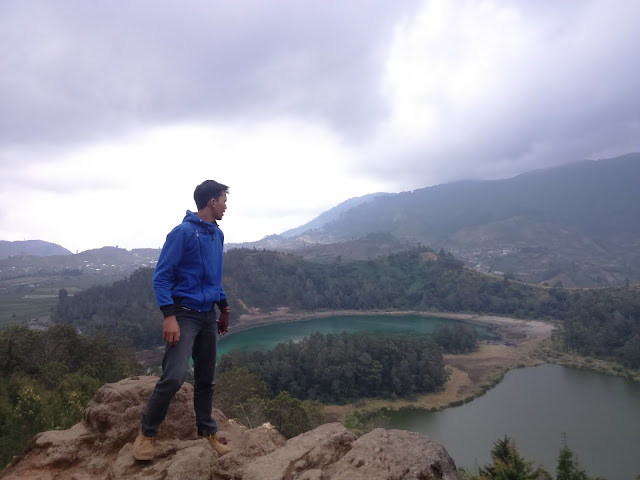 Telaga Warna di Dieng