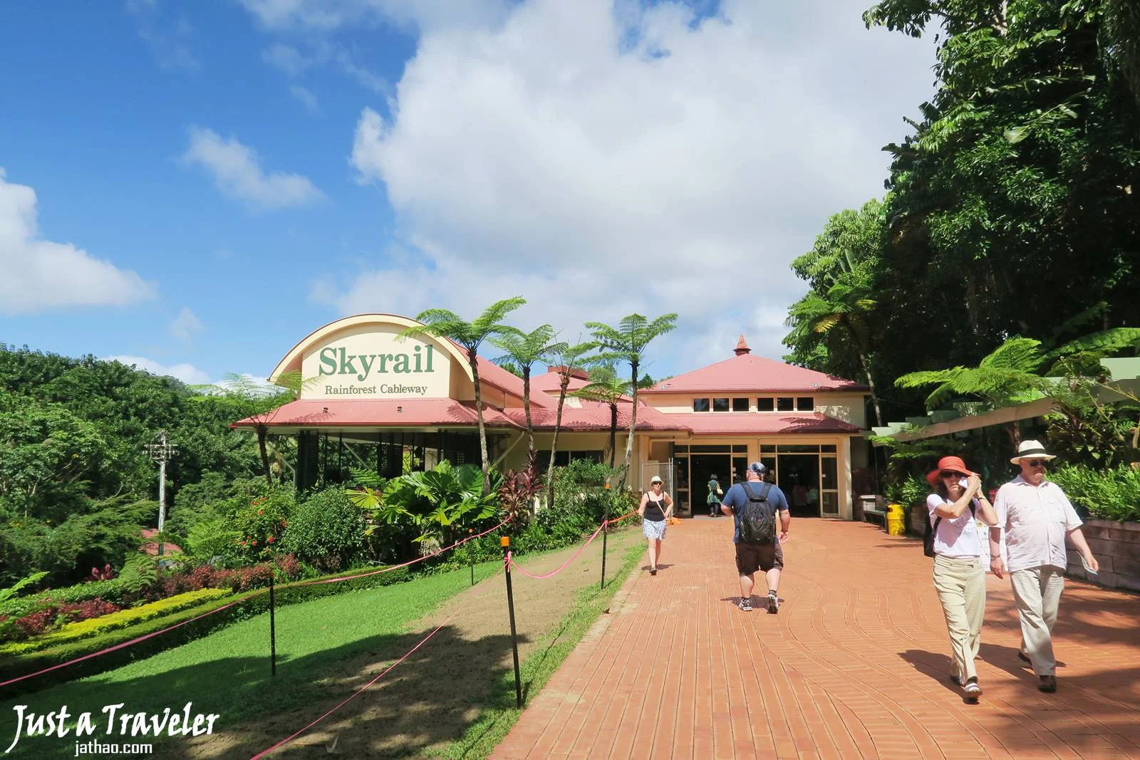 凱恩斯-庫蘭達-庫蘭達交通-庫蘭達觀光纜車-自由行-旅遊-澳洲-Cairns-Kuranda-Skyrail-Rainforest-Cableway-Travel-Tourist-Attraction-Australia