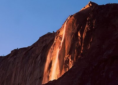 Horsetail Falls, air terjun api