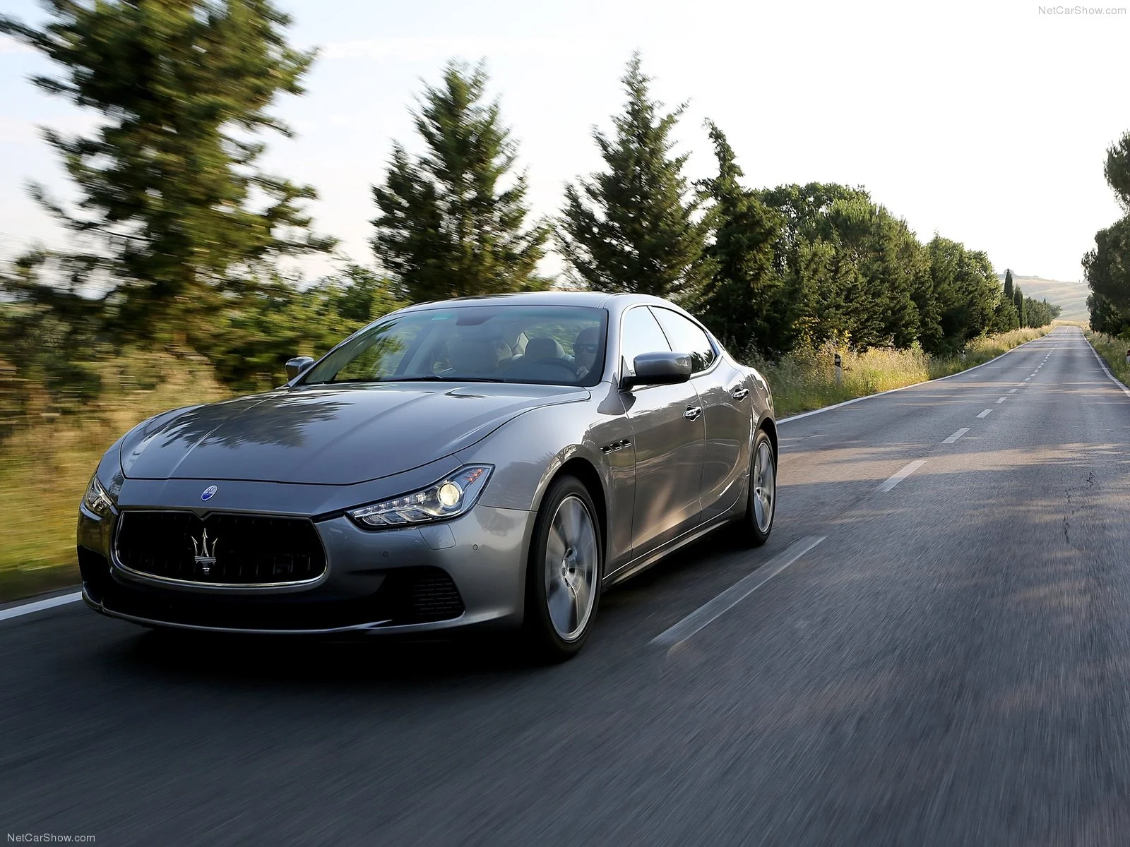 Hình ảnh siêu xe Maserati Ghibli 2014 & nội ngoại thất