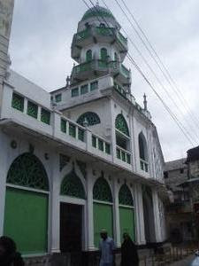 islamic themes of baluchi mosque in mombasa