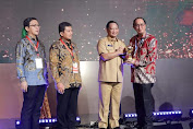 Diterima Bupati ROR, Pemkab Minahasa raih penghargaan Universal Health Coverage