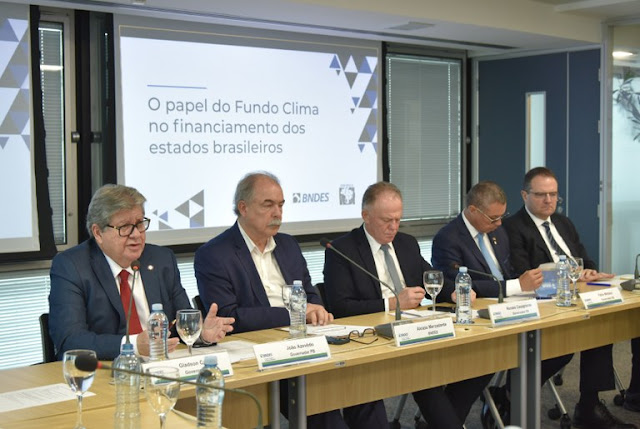 João Azevêdo participa de evento do BNDES e defende criação de fundo para a caatinga