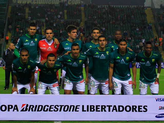 Partido de reclasificación de la Copa Bridgestone Libertadores 2013 - León vs Deportes Iquique | Ximinia