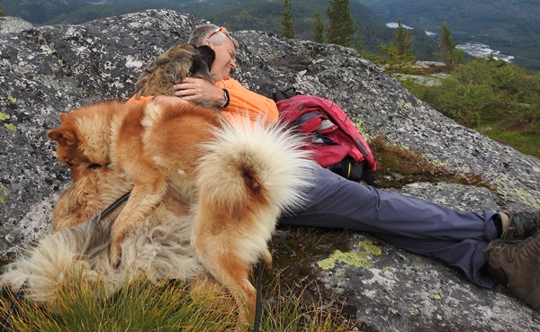 andersnatten eggedal sigdal leonberger finsk spets