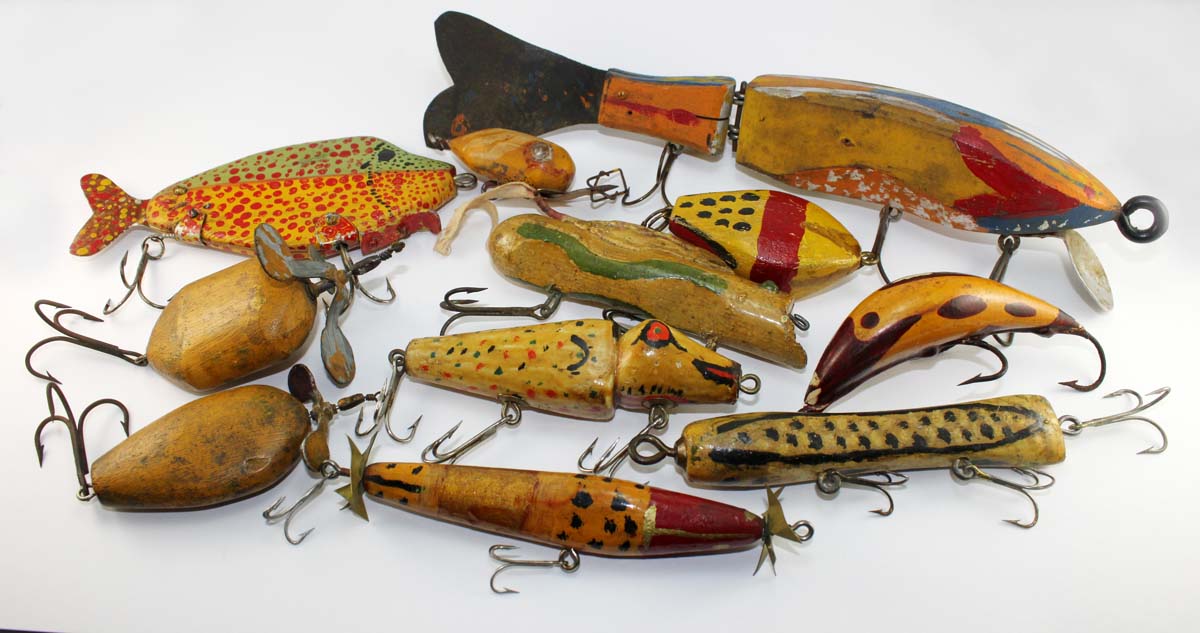 Photos of Antique Lures made by Creek Chub  Lure making, Antique fishing  lures, Vintage fishing lures