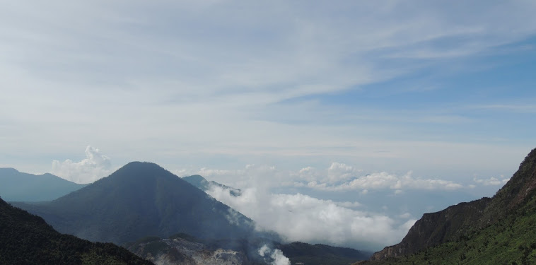 gunung papandayan puncak