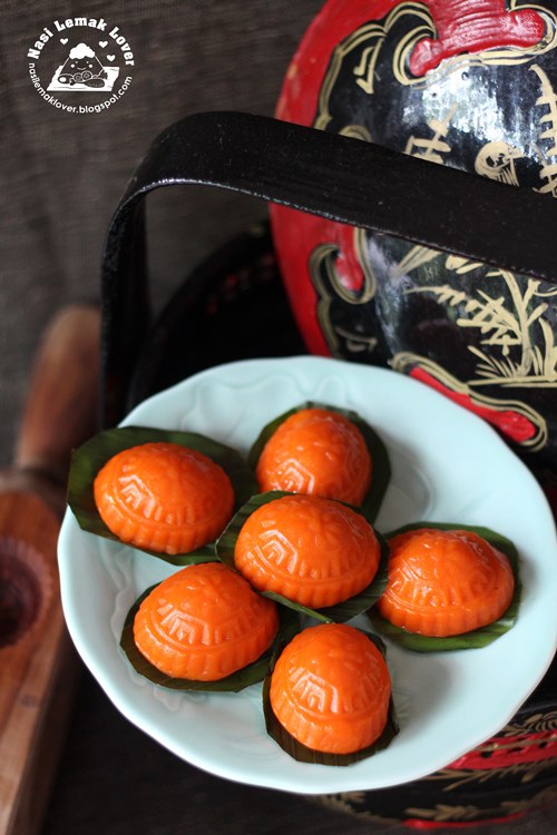 Nasi Lemak Lover: Ang Ku Kueh (Red Tortoise Cake) 紅龟粿