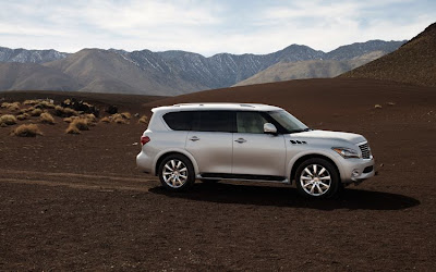 2011 Infiniti QX56 Side View