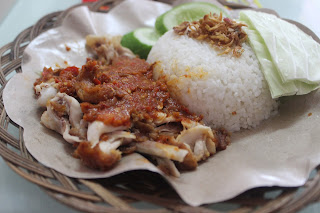 Ayam Geprek Sambal Kecombrang, Sambal Kecombrang