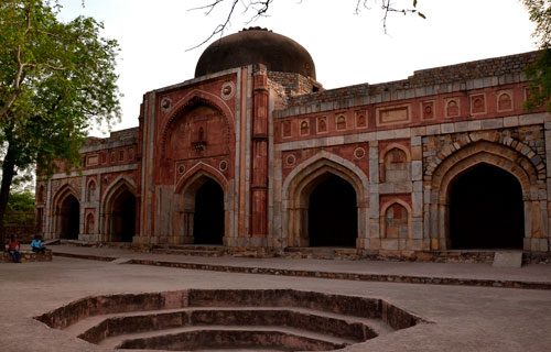  Jamali Kamali Mosque And Tomb, Haunted places in India, most haunted places, the scary book,