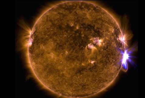 Se registra la explosión solar más fuerte en diez años; puede provocar graves daños en la tierra   