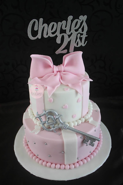 ribbon key 2 tier fondant cake heart hearts silver chucakes 21st