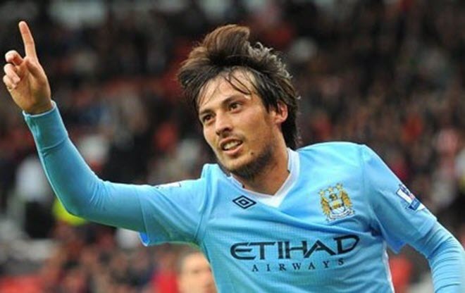 Man City dựng tượng David Silva