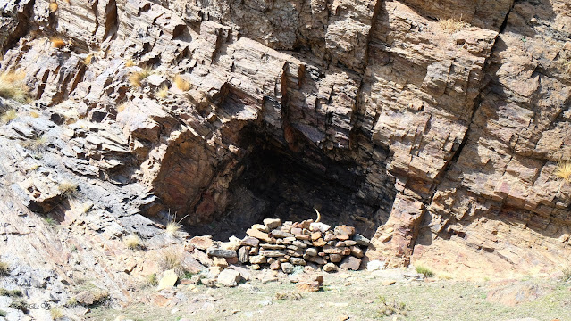 Jérez del Marquesado. Cueva del Becerro