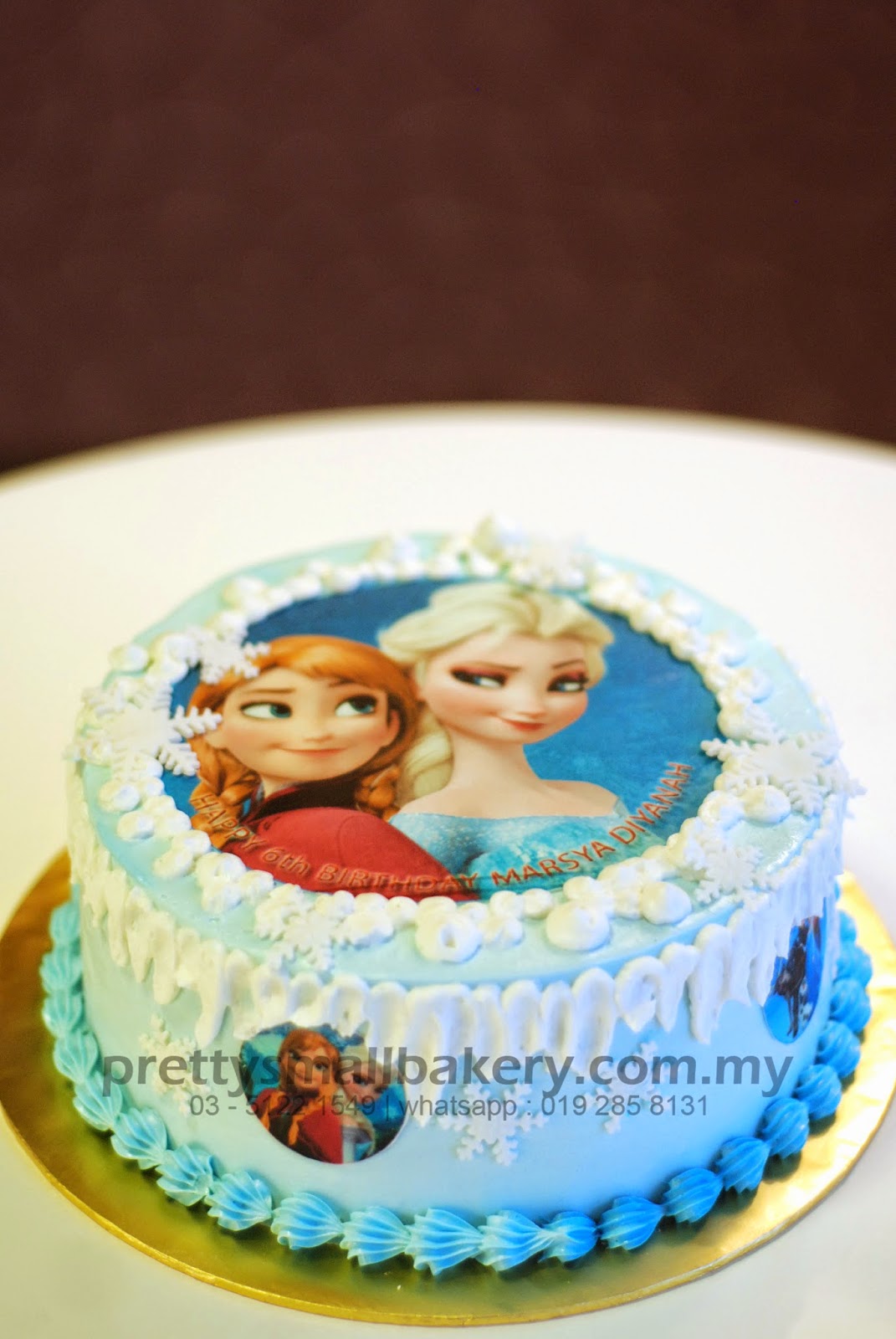 Kek birthday frozen yang tak kebah2 - Prettysmallbakery