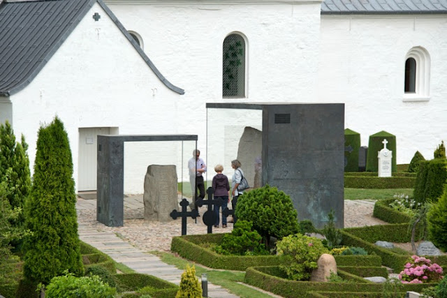 Pedras de Jelling, Dinamarca - declarado Patrimônio da Humanidade pela UNESCO