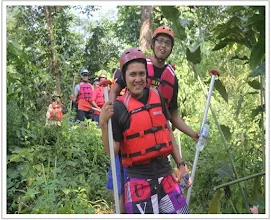 Rafting Sungai  Seruwei Sibiru biru