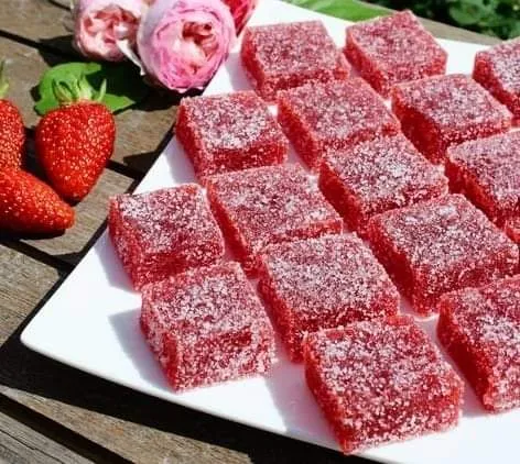 festive cranberry jelly candies