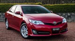 Toyota-Camry-2013