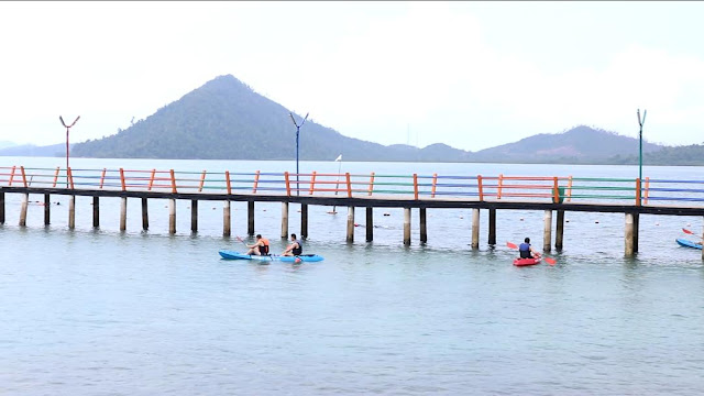 Bermain Kayak di Pulau Labun Barelang Batam