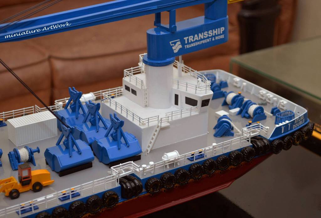 harga miniatur kapal atlas double crane ship transship
