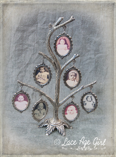 https://lace-age-girl.blogspot.com/2018/12/vintage-baby-photo-frame-trees.html