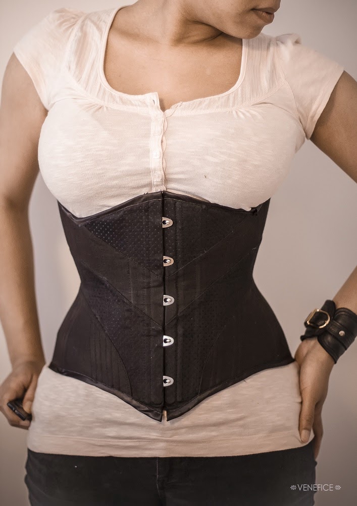 Le « régime corset » nouvelle pratique dangereuse pour maigrir