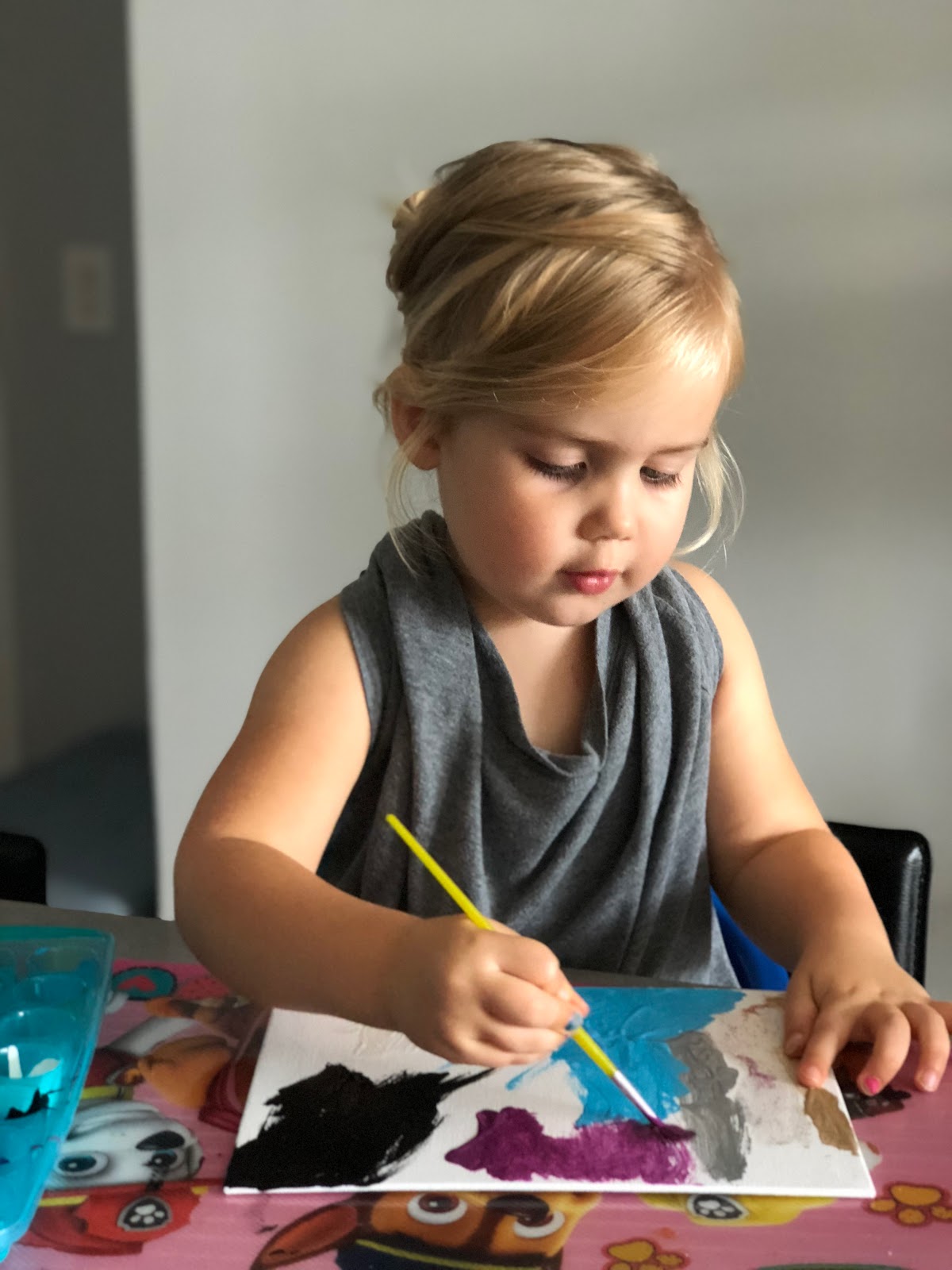 Easy At Home Preschooler Paint Station Plus Painting Smock DIY