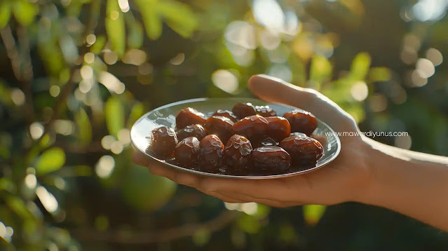 kelebihan buah kurma