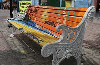 Fredy Marrufo Martín y comunidad artística mejoran la imagen de la zona centro de la isla