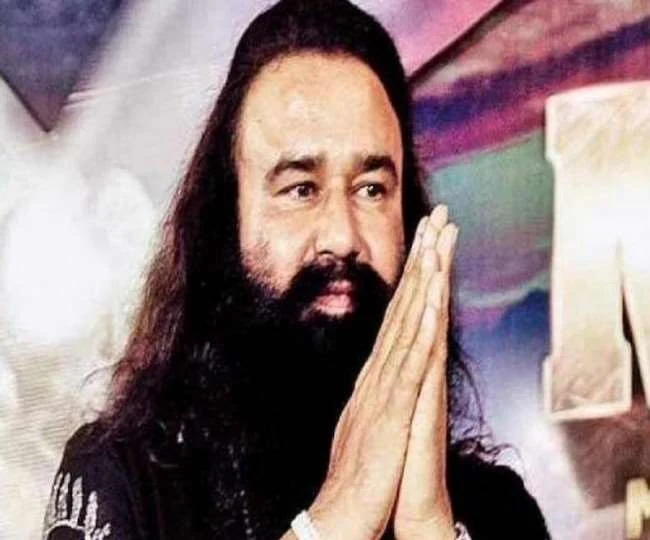 ਛੁੱਟੀ ਆਇਆ ਡੇਰਾ ਮੁਖੀ ਨਕਲੀ, ਡੇਰਾ ਪ੍ਰੇਮੀਆਂ ਦਾ ਦਾਵਾ