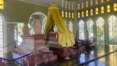 Makam keluarga Sultan Siak Syarif Kasim II
