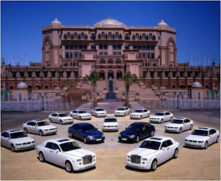 Alguns dos carros do sultao do emiratos arabes unidos