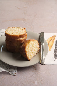 Plumcake allo yogurt senza zucchero