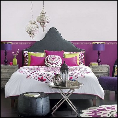 I Dream of Jeannie theme bedrooms - Moroccan style decorating - Jeannie bedroom harem style - Arabian Nights theme bedrooms - bed canopy - Moroccan stencils - I dream of Jeannie bottle - satin bedding - throw pillows - Moroccan furniture