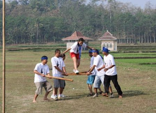 Outbound di Kasembon rafting