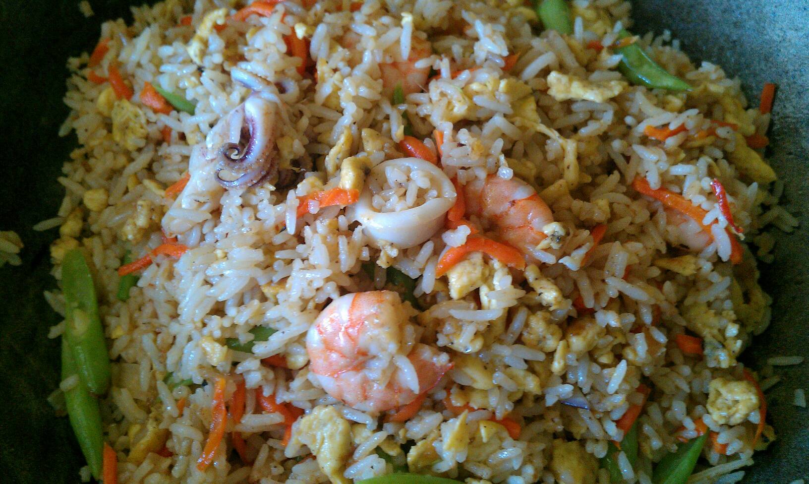 Saya simpan resipi di sini ;): Nasi Goreng Cina