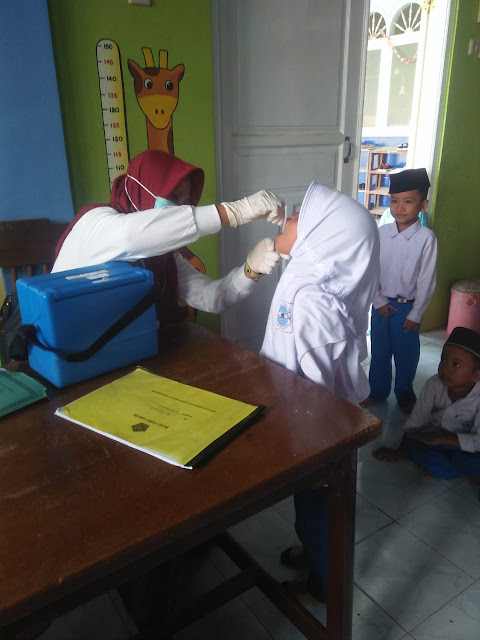 Vaksinasi Polio di RA AL-Firdaus 2024